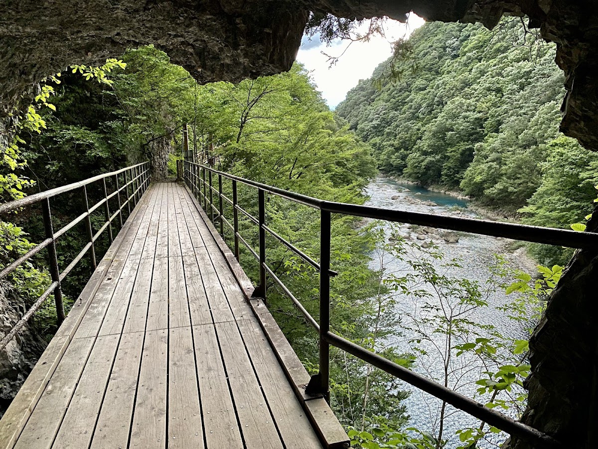 抱返り渓谷 秋田県