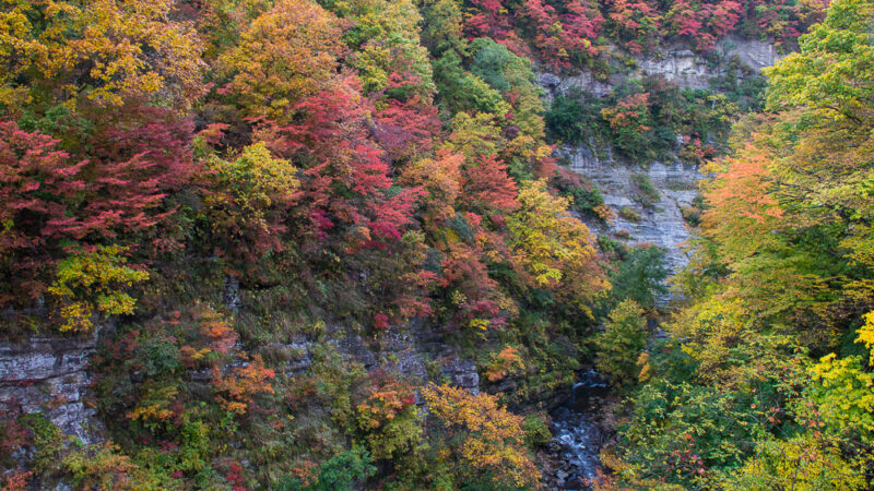 三途川渓谷 秋田県湯沢市