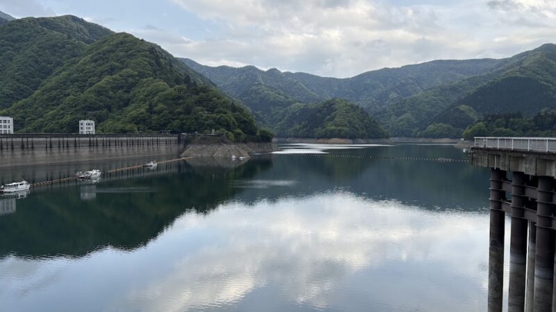 奥多摩・奥多摩湖畔 東京都