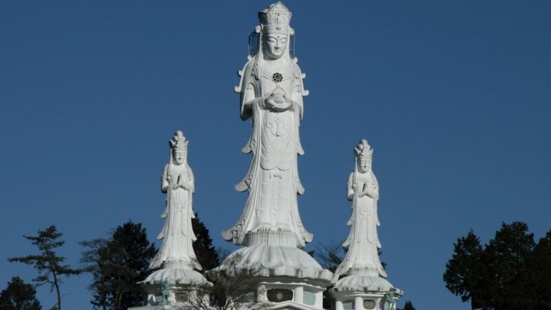 鳥居観音（埼玉県）