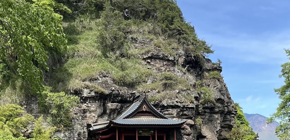 布引観音 釈尊寺(長野県小諸市)